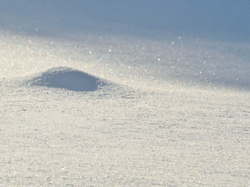 雪地伪装材料中高纯氧化镁的出色表现