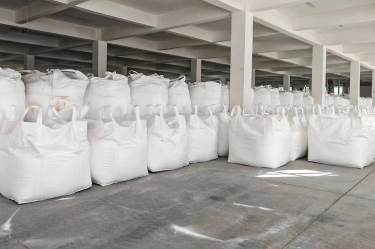 氧化镁在耐火材料中起到什么作用？怎么使用？